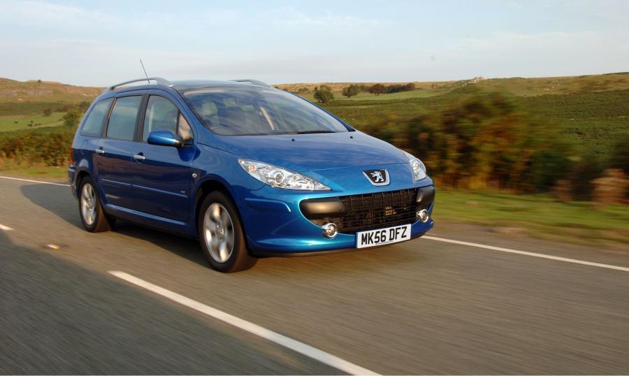  Peugeot 307 SW 2005 года  (фото 16 из 20)